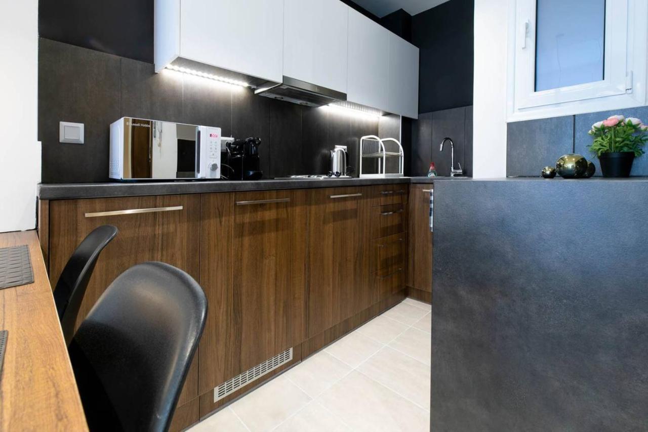 Tonis Le Petit Nicolas 1Bd Apartment In Koukaki! Atény Exteriér fotografie